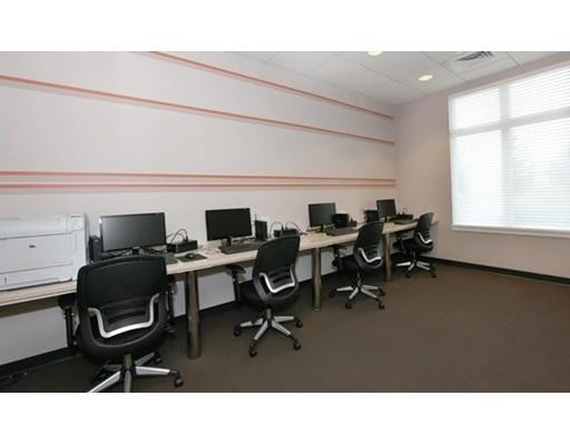 Building Photo - 2 Cityview Ln