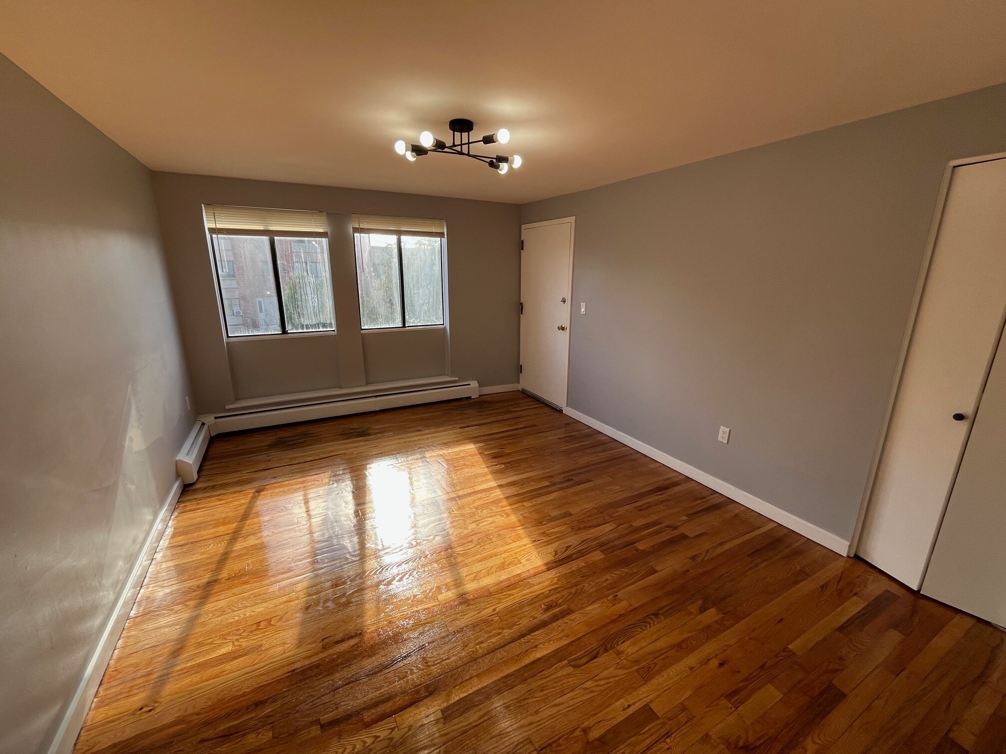 Building Photo - 30 Henderson Dr