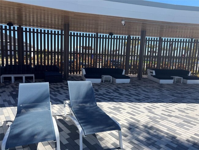 Building Photo - 7415 Olivewood Ave