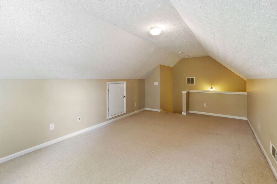 Building Photo - 1461 Beckley Pointe