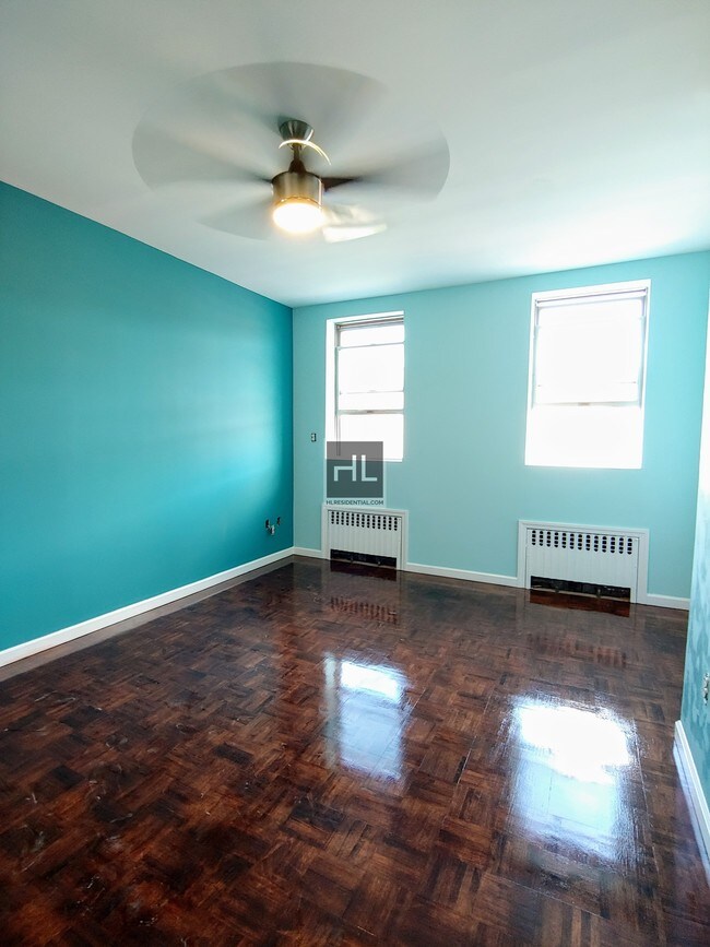 Building Photo - KNICKERBOCKER AVENUE