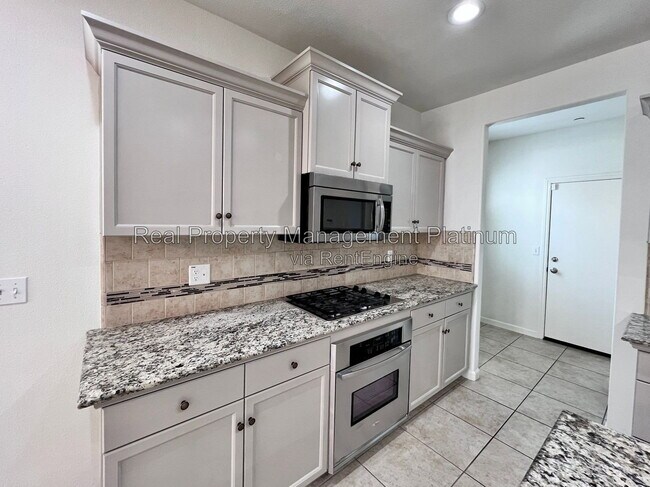 Building Photo - 4121 Chessa Ln