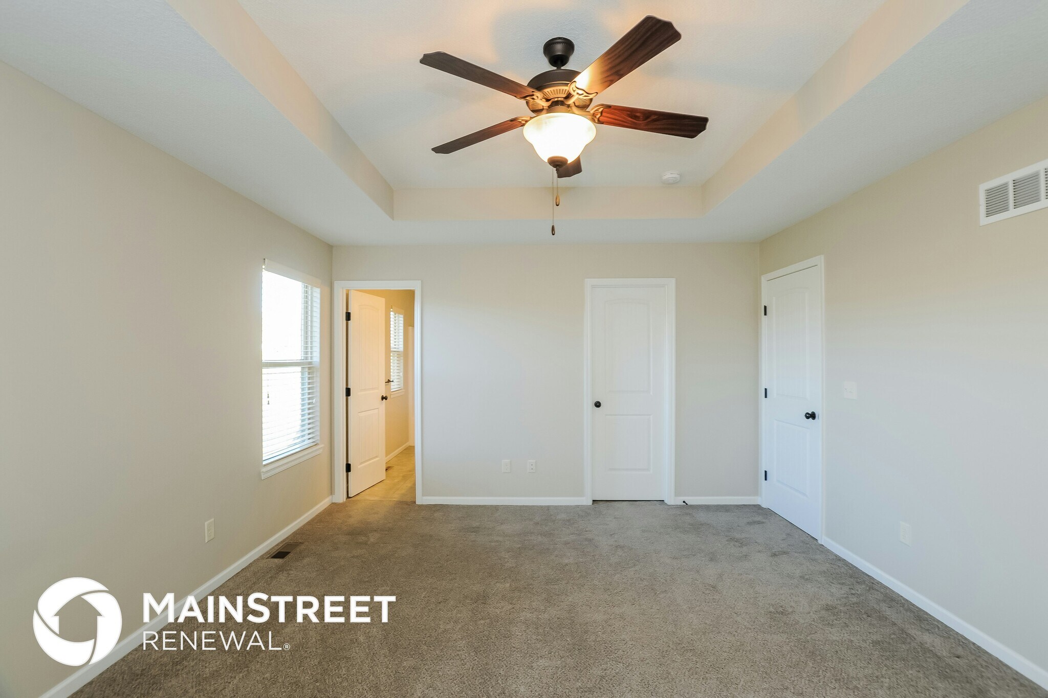 Building Photo - 622 Autumn Dr