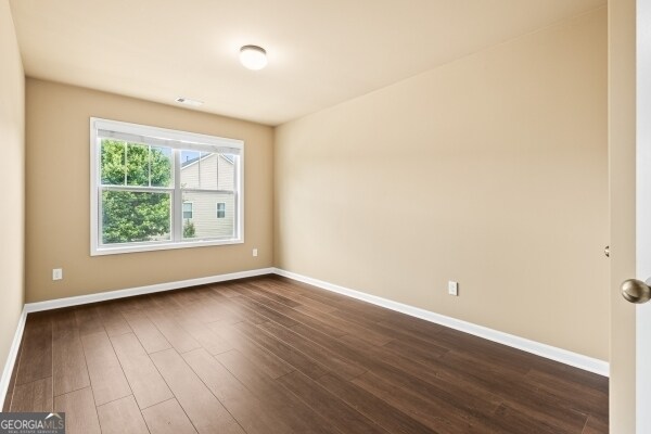 Building Photo - 3920 Lake Manor Way