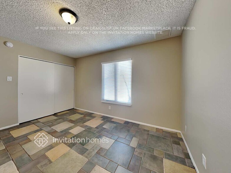 Building Photo - 13830 N 47th Ave