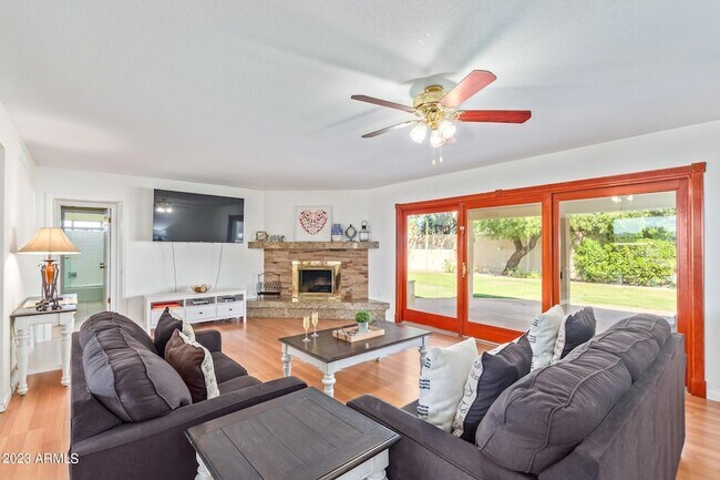 Building Photo - 6440 E Friess Dr