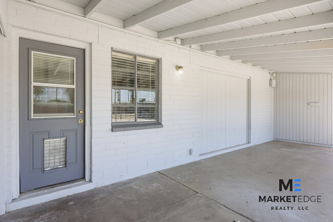 Building Photo - 4 Bed/2Bath Home at 39th Ave/Camelback! Re...