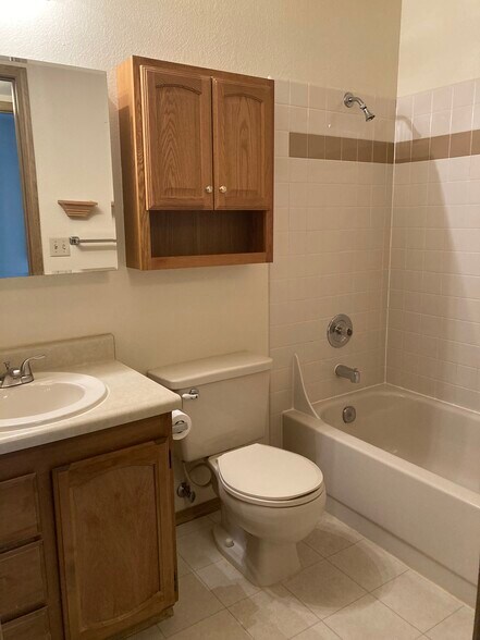 Building Photo - 1771 Elcadore Dr