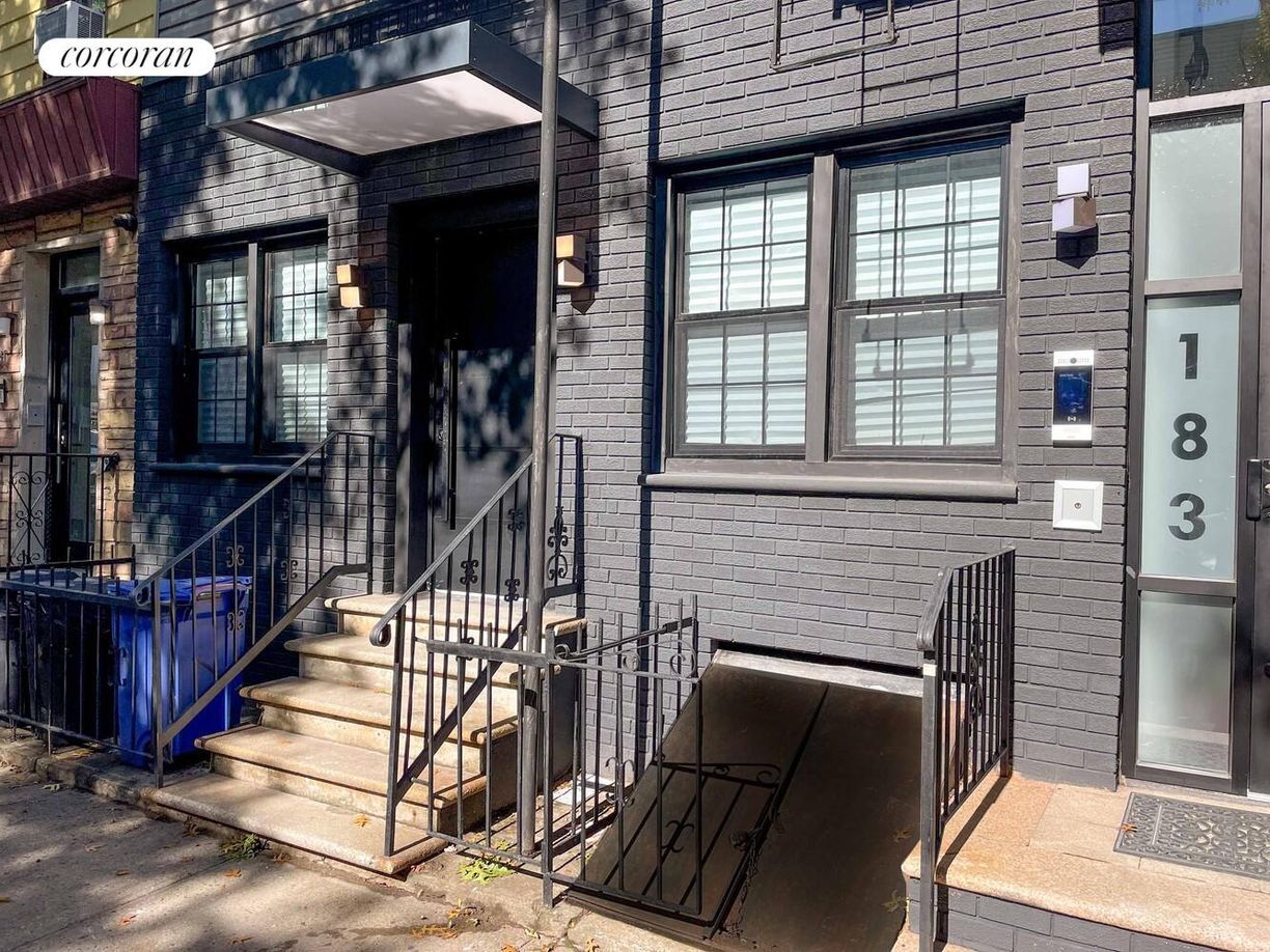 Building Photo - 183 Green St