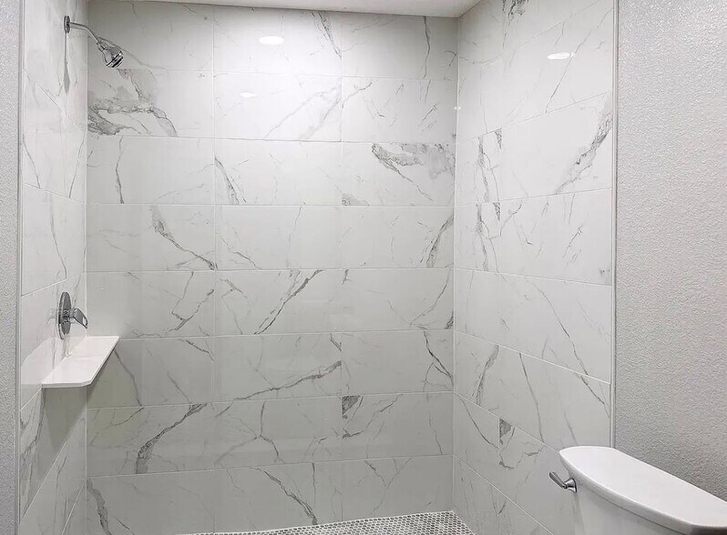 Building Photo - 211 Wanda Dr