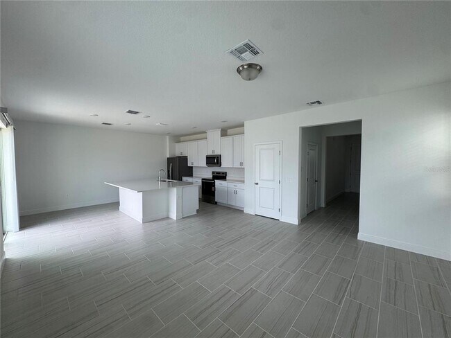 Building Photo - 1832 Archer Dr