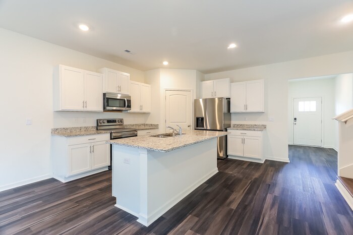 Building Photo - 5631 Timber Leaf Lp