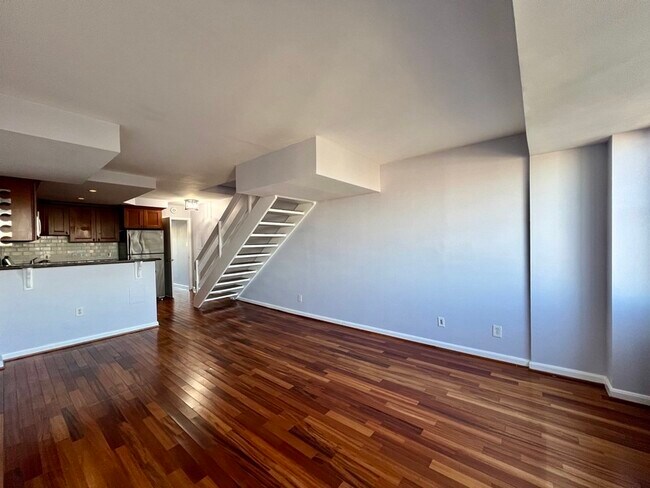 Building Photo - 1245 13th St NW