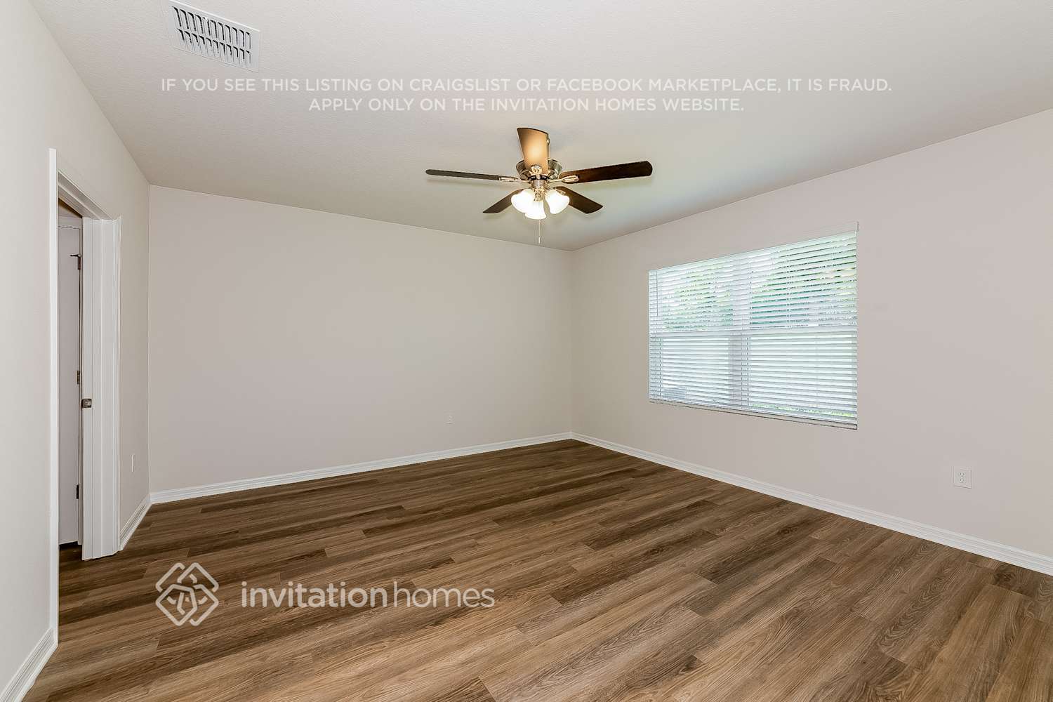 Building Photo - 22509 Hidden Palms St