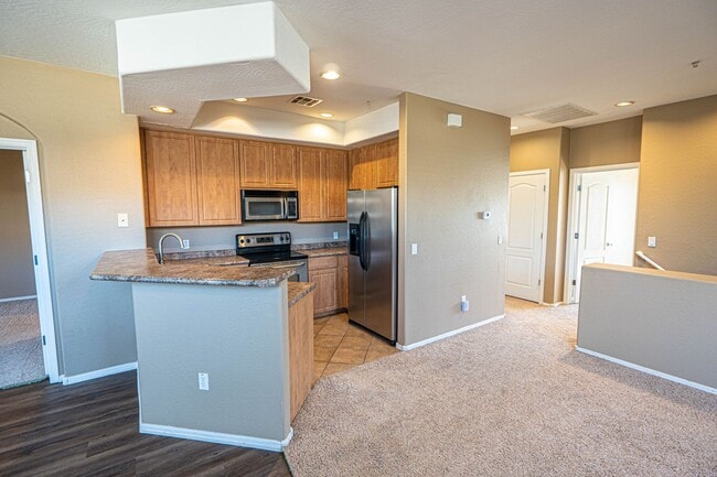 Building Photo - 3-Bed, 2-Bath Condo with Stunning Lake Views!
