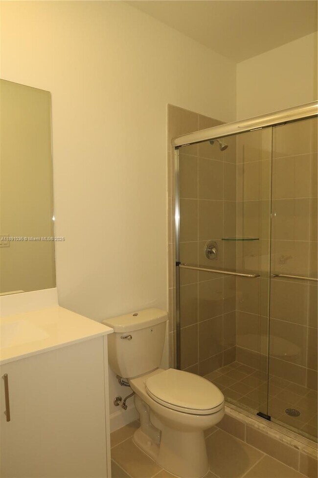 Building Photo - 1509 SE 27th Rd