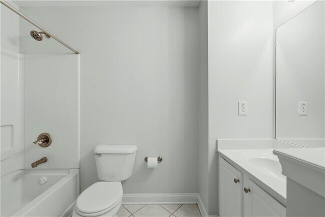 Building Photo - 3032 Mockingbird Ln