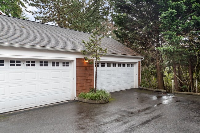 Garage space for 2 cars - 3034 128th Ave SE