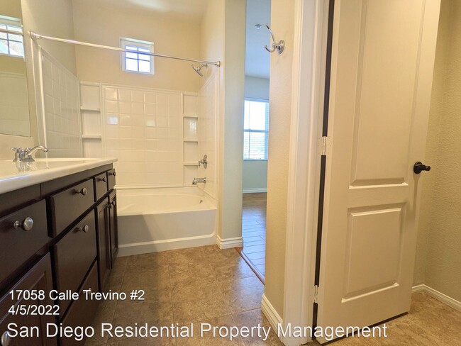 Building Photo - 2 br, 3 bath House - 17058 Calle Trevino U...