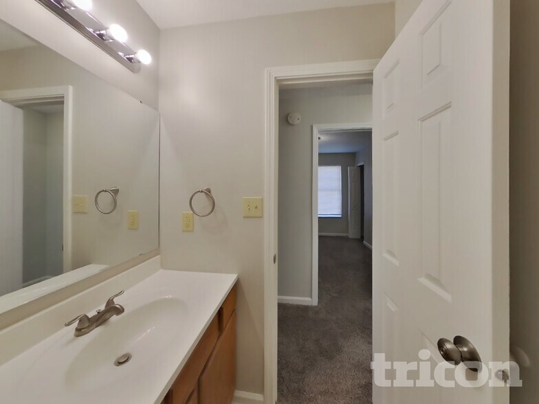 Building Photo - 6230 Joshua Tree Pl