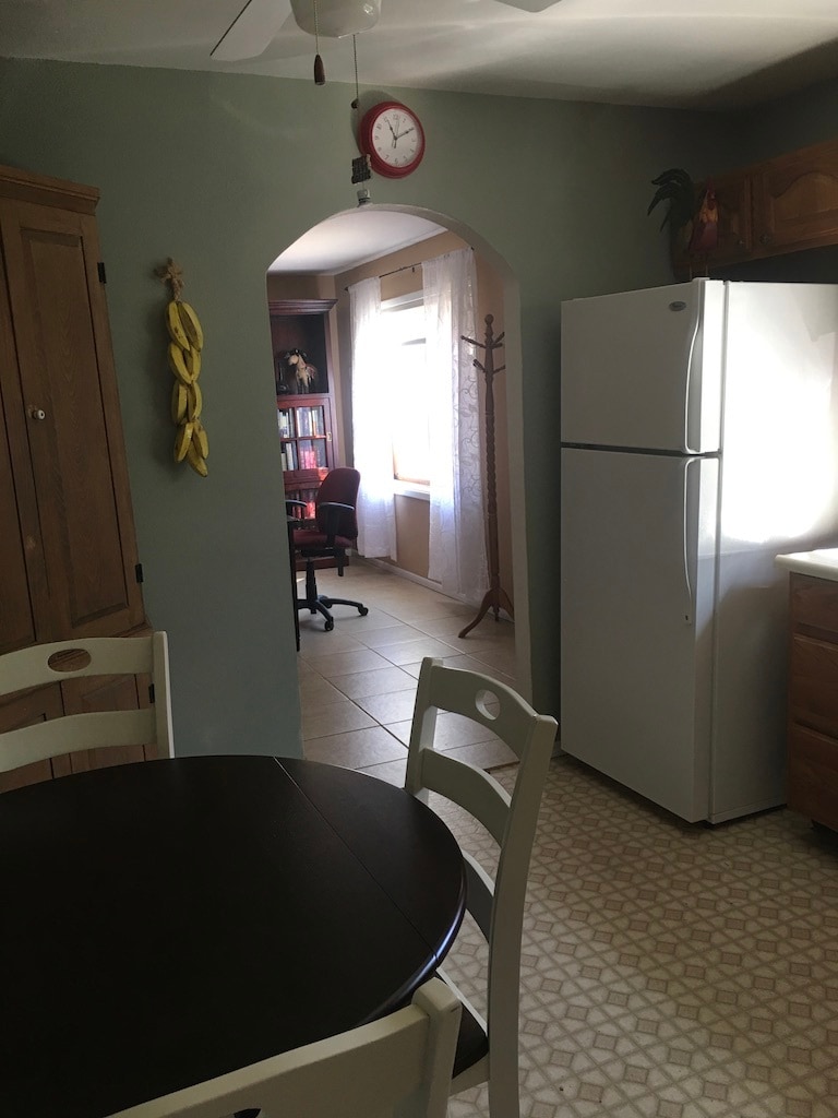Kitchen look to Living Room - 2308 Cedros Cir