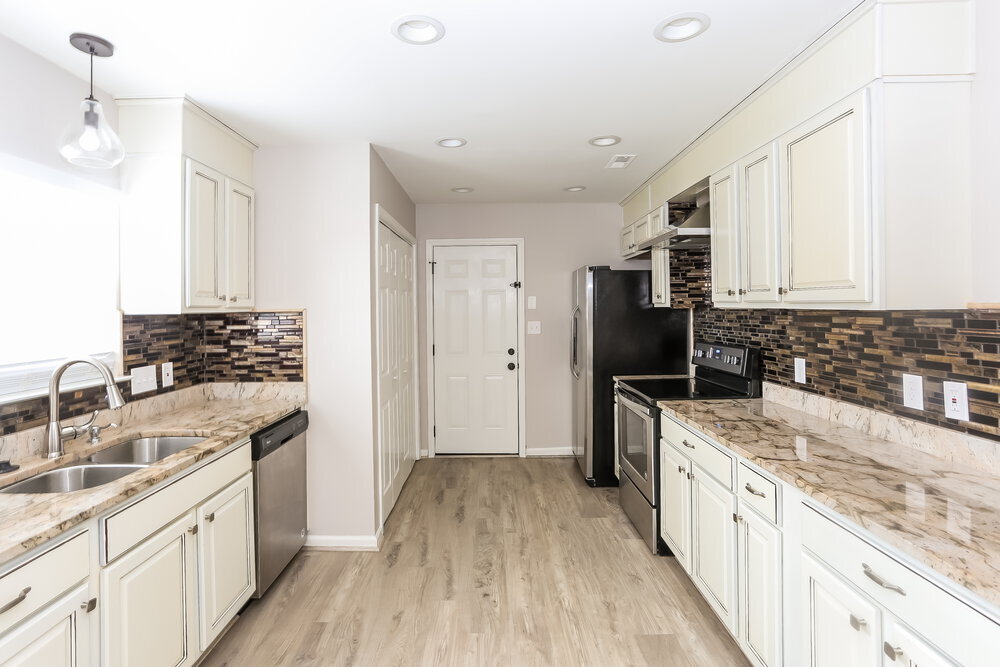 Building Photo - 3620 Luton Ct