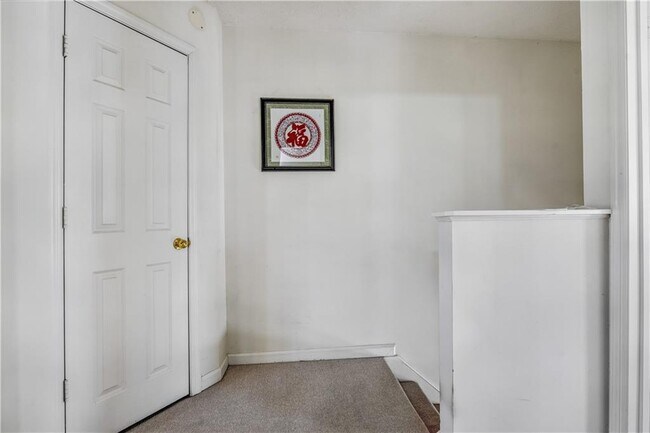 Building Photo - 5615 Executive Way