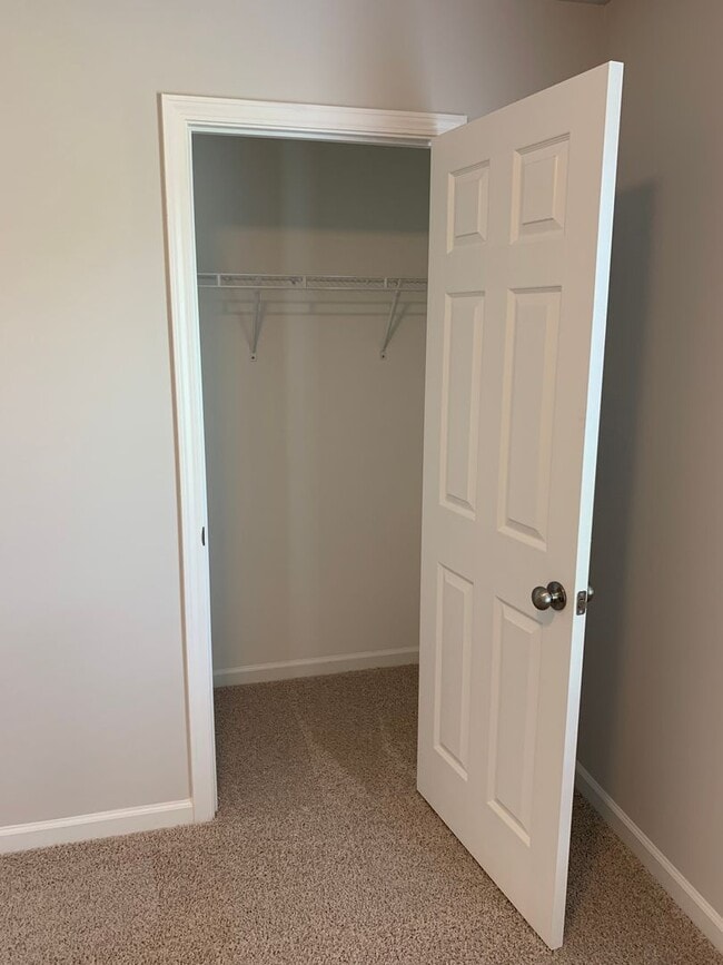 Building Photo - GET IT NOW!   New Three Bedroom | Two Bath Home in Cherokee Bend