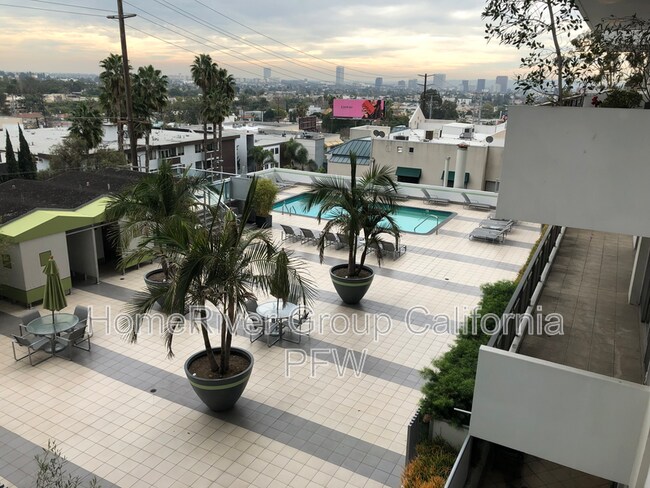 Building Photo - 1155 N La Cienega Blvd