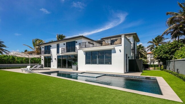 Building Photo - 6029 Old Ocean Blvd