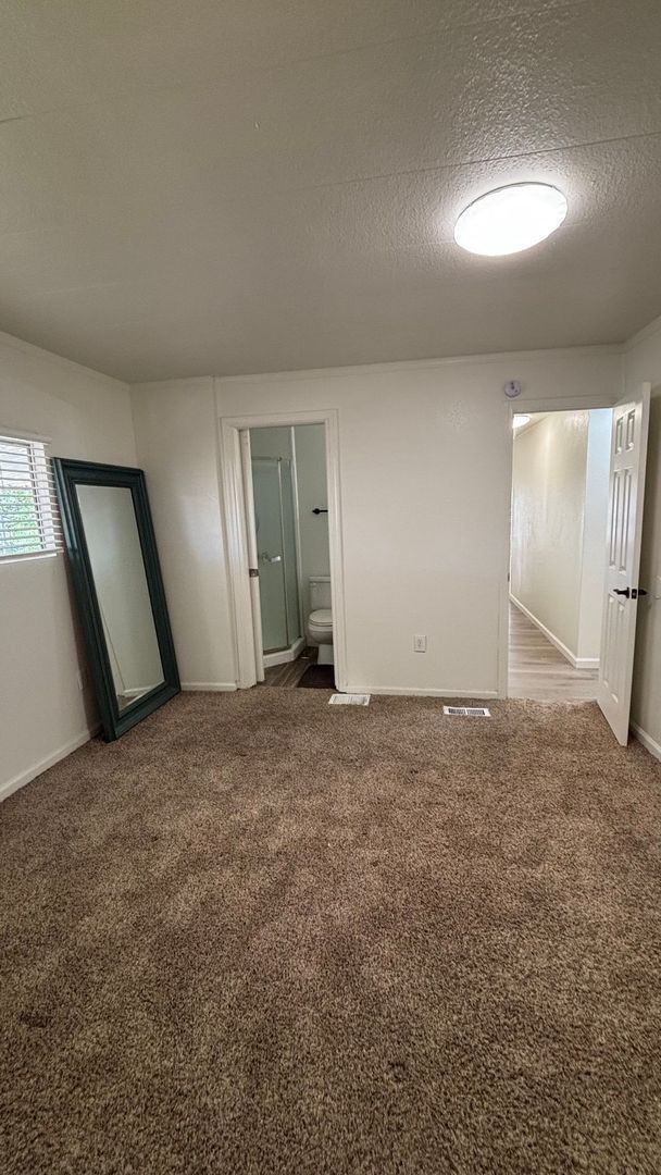 Building Photo - Updated 3 bedroom, 2 bathroom mobile!