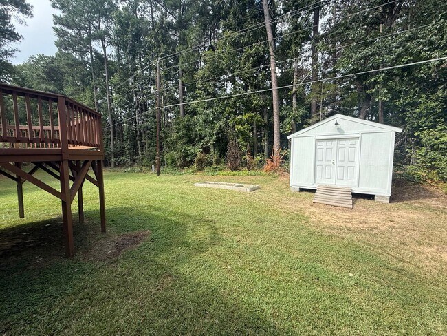 Building Photo - 3610 Rawdon Dr