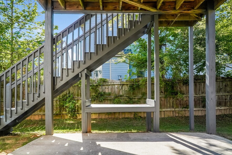 Building Photo - 960 Styles Ct