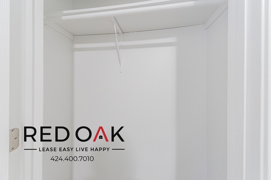 Building Photo - 6928 Agnes Ave