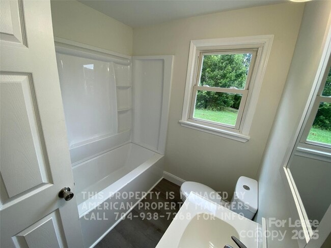 Building Photo - 124 Ackert Ave