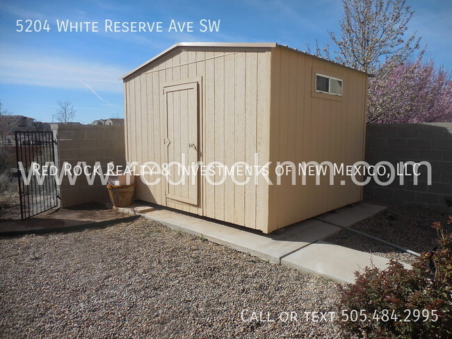 Building Photo - Beautifully Remodeled 3BR/3BA Home in SW ABQ!