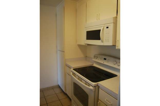Building Photo - 280 Tradewinds Dr