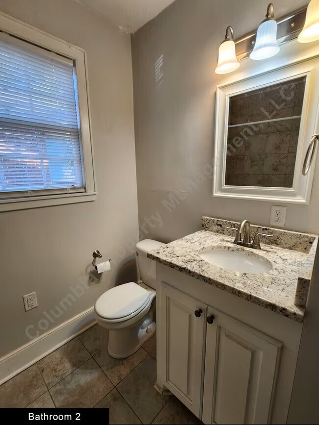 Building Photo - 312 S Woodrow St