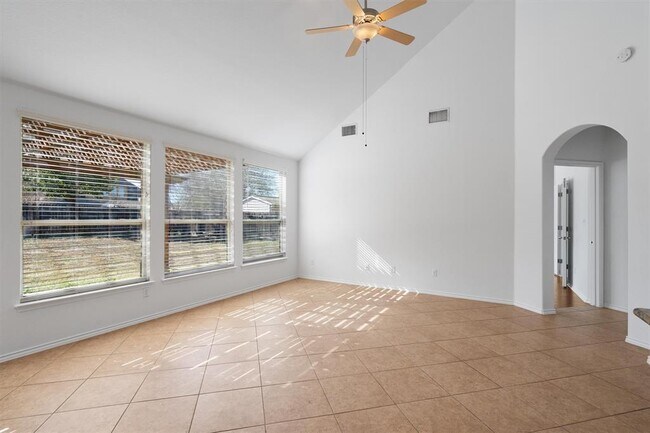 Building Photo - 188 Rock Vista Run