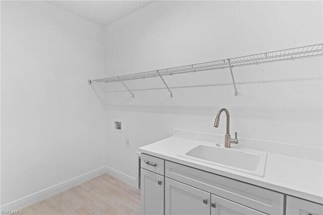 Building Photo - 4580 Skysail Dr