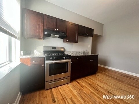 Building Photo - 3903 W Jackson Blvd