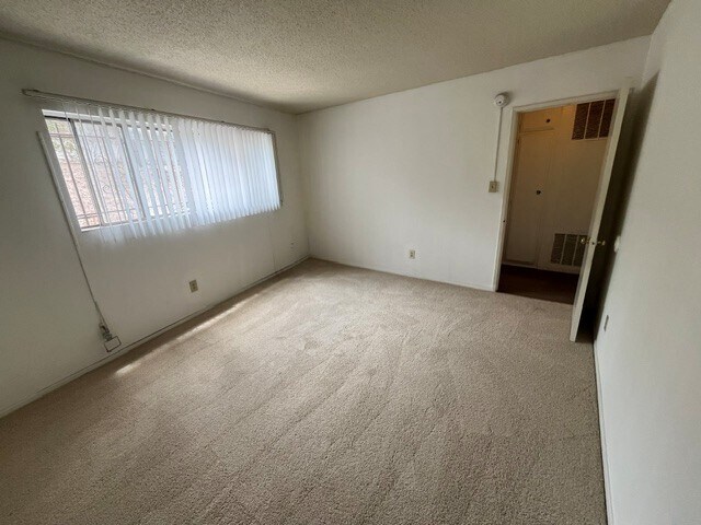 Floorplan - 3357 Oakhurst Ave.