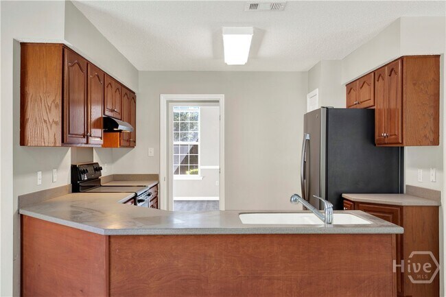 Building Photo - 387 Shady Hill Cir