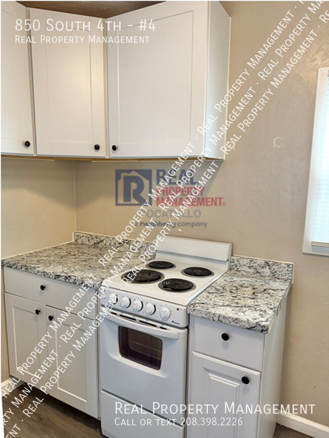 Building Photo - 850 South 4th-#4