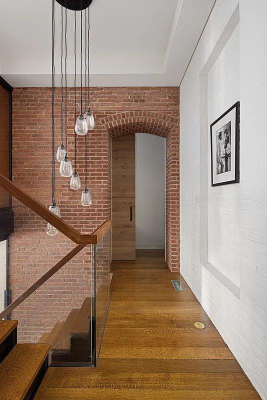 Building Photo - 3 bedroom in New York NY 10003