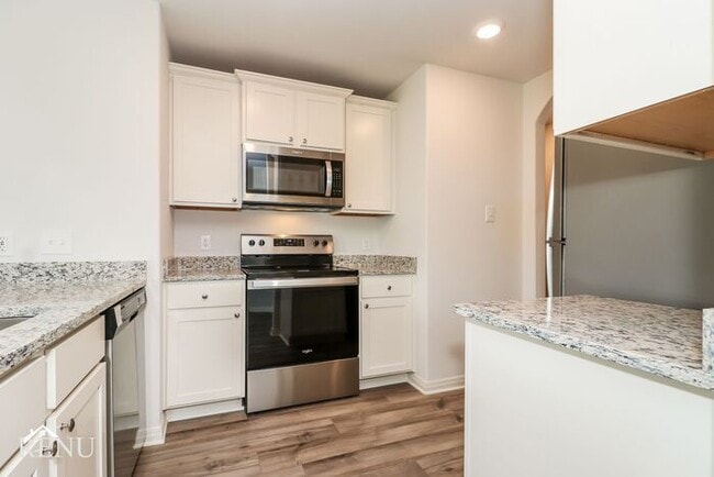 Building Photo - 152 Holster Holw Rd