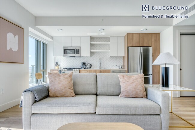 Building Photo - 447 17th St