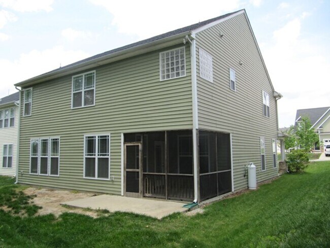 Building Photo - 3160 Landing Falls Ln