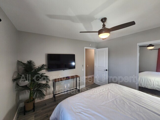 Building Photo - 82190 Waring Way