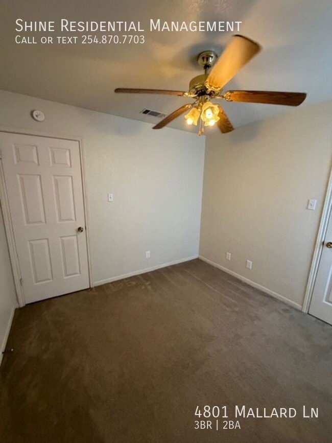 Building Photo - 4801 Mallard Ln